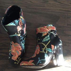 Floral boots